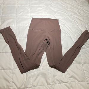 LULULEMON align leggings in mauve